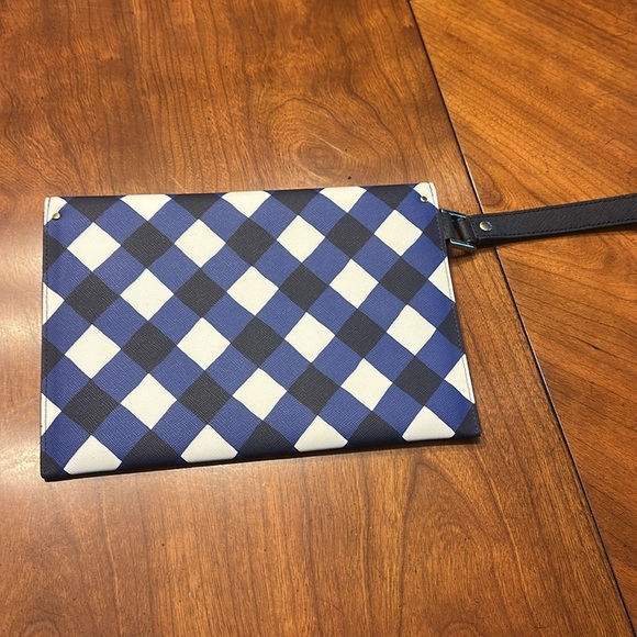 Kate spade checkered blue and white wristlet NWOT - Picture 3 of 6